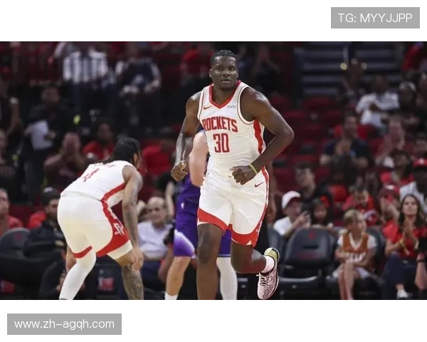 火箭队近期交易汇总与球队阵容调整解读